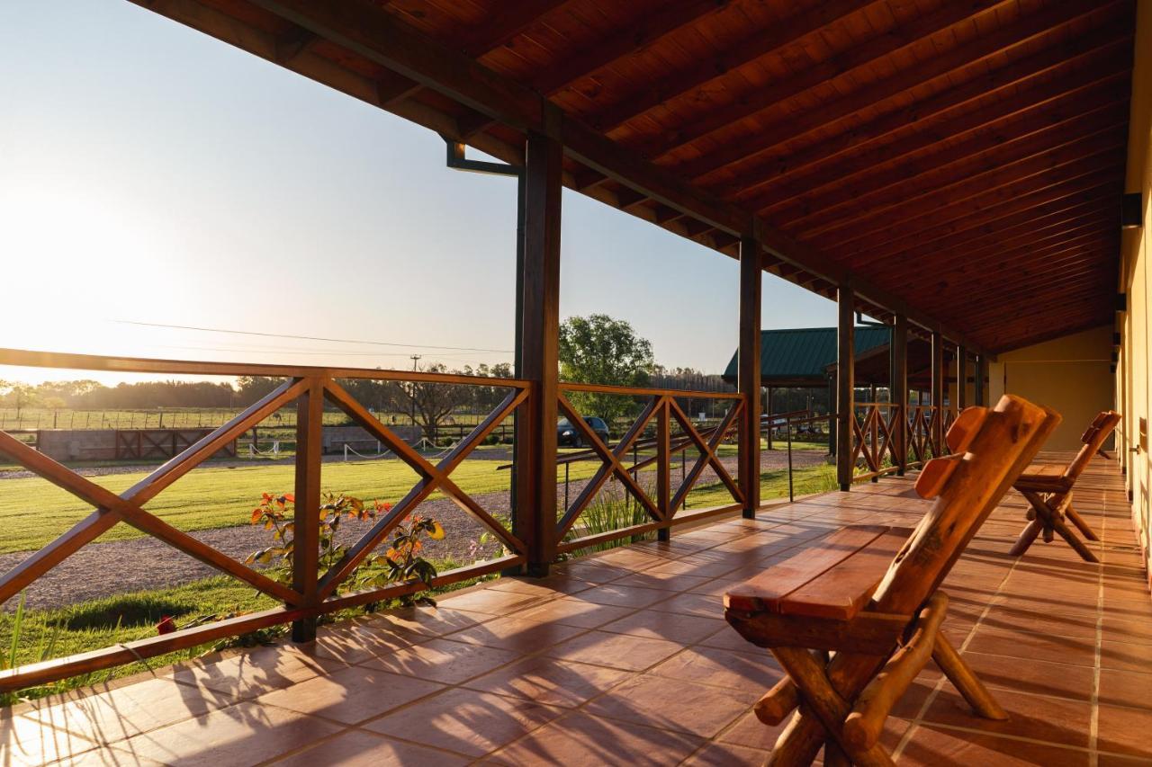 Un Alto En La Huella - Hotel Spa & Wellness Resort San Antonio de Areco Exterior photo