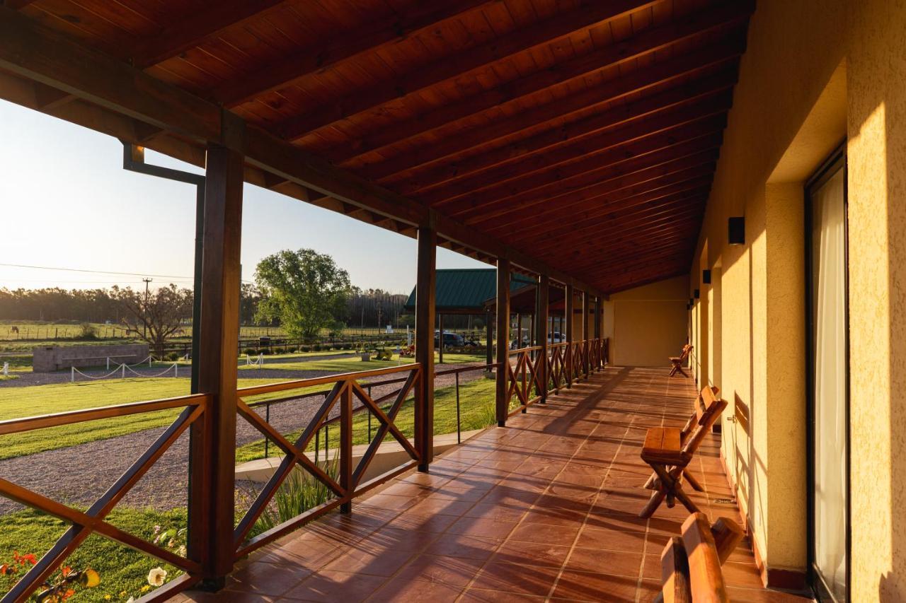 Un Alto En La Huella - Hotel Spa & Wellness Resort San Antonio de Areco Exterior photo
