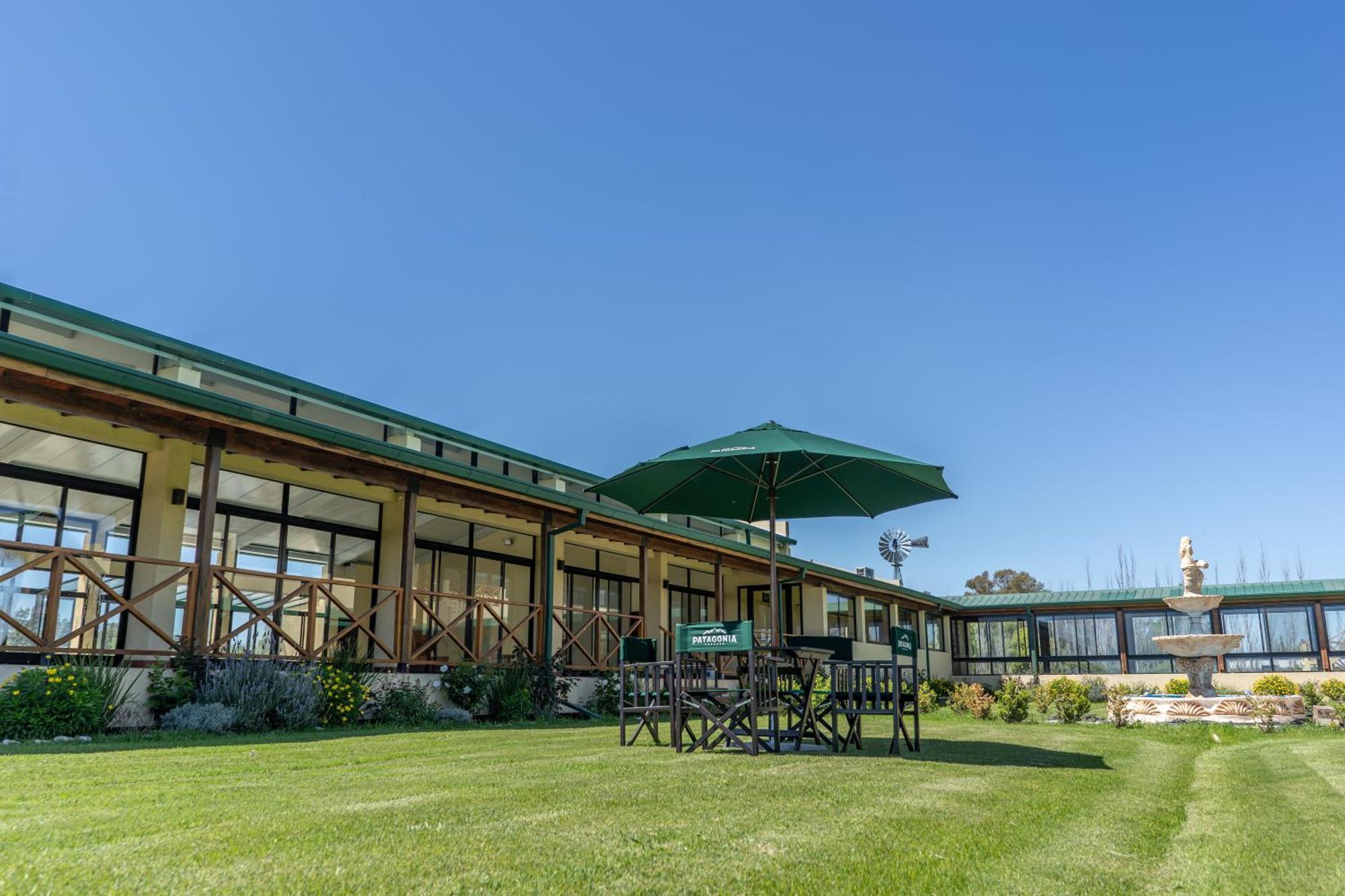 Un Alto En La Huella - Hotel Spa & Wellness Resort San Antonio de Areco Exterior photo