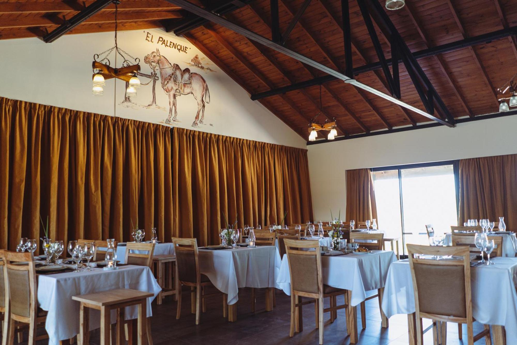 Un Alto En La Huella - Hotel Spa & Wellness Resort San Antonio de Areco Exterior photo